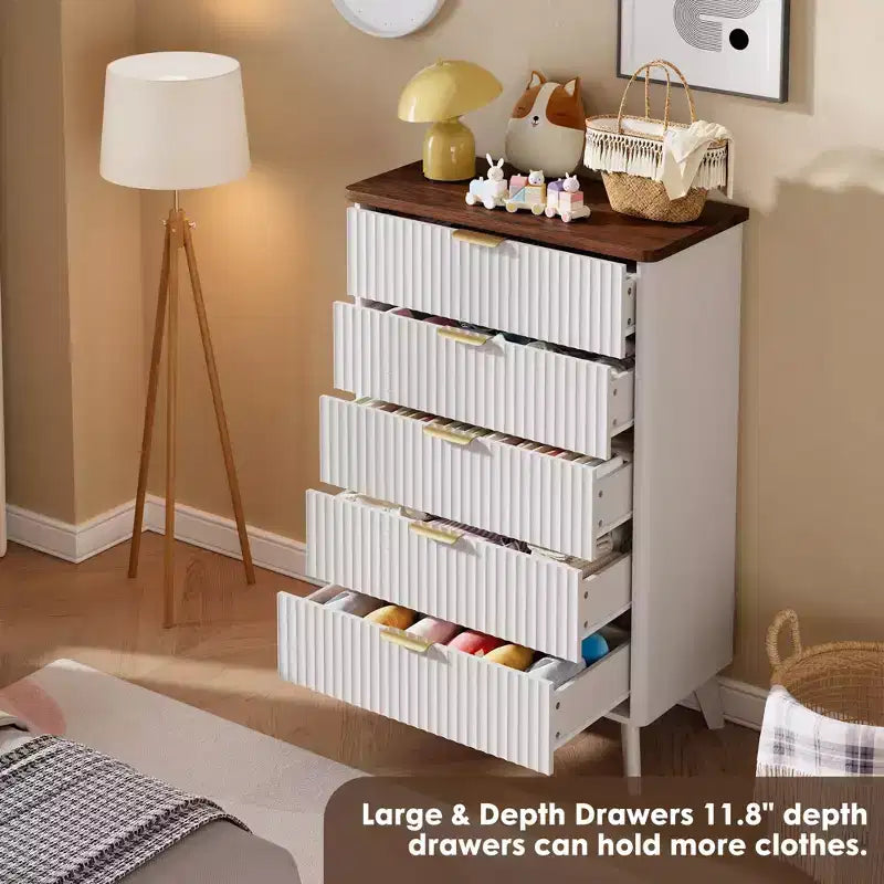 5-Drawer Fluted Dresser, 47.2"H with Gold Handles, Wood Nightstand & Clothes Storage for Bedroom